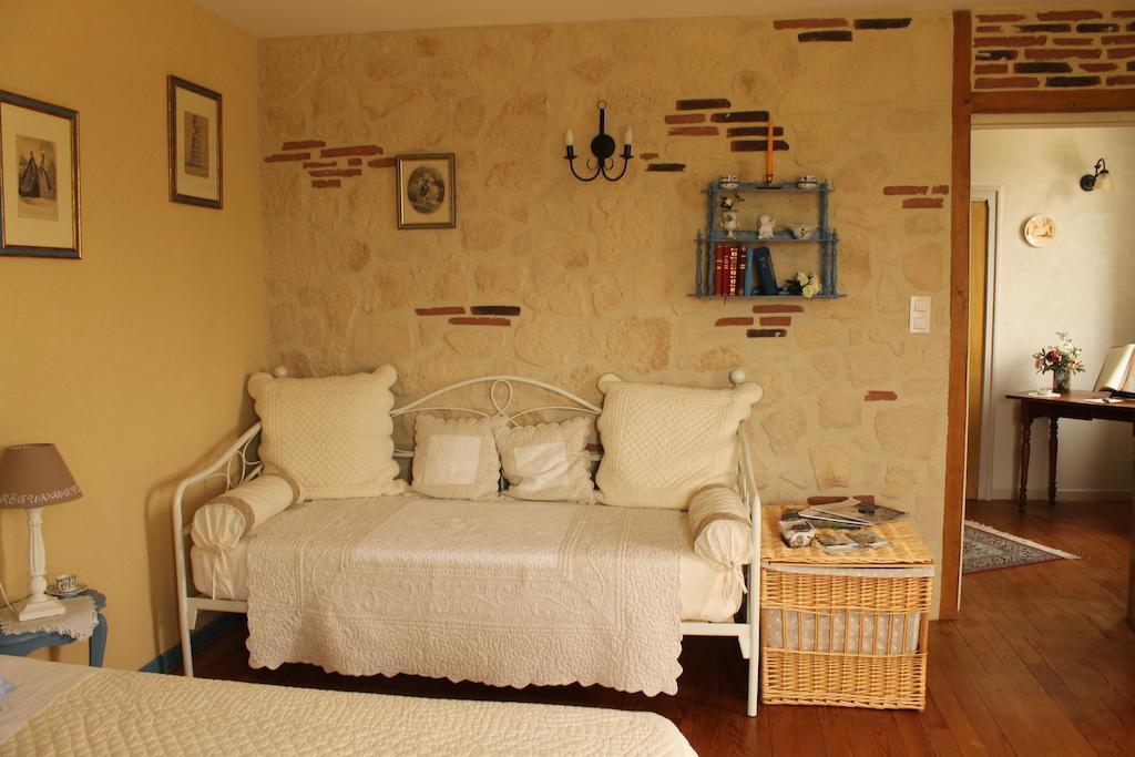 Maison d'Hôtes Las Baillargues de Haut Mouchan Quarto foto