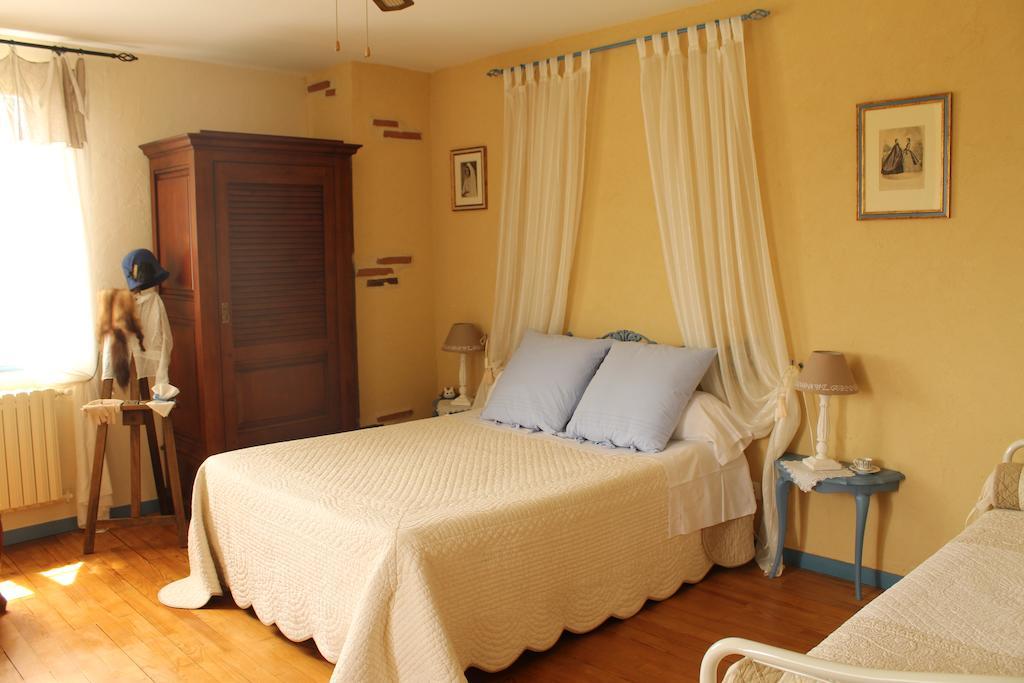 Maison d'Hôtes Las Baillargues de Haut Mouchan Quarto foto
