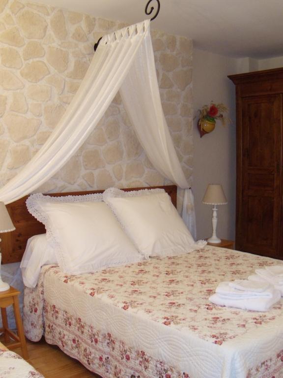 Maison d'Hôtes Las Baillargues de Haut Mouchan Quarto foto